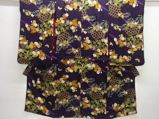 アンティーク　紋縮緬花籠模様着物(内袖付き)